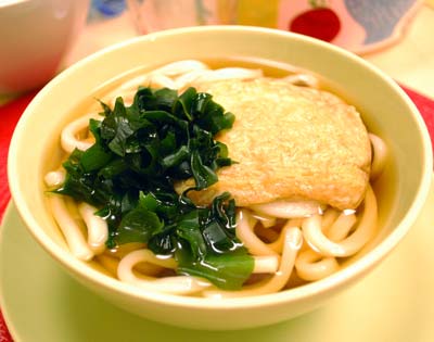 udon noodles with fried tofu pouches - The International Cooking Blog