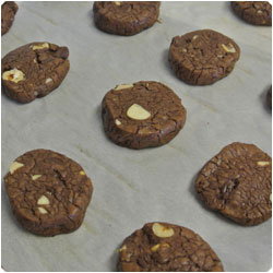 Hazelnut and Chocolate Biscuits - international cooking blog