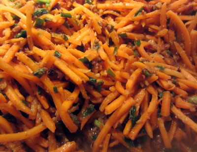 Carrot and pecan salad - international cooking blog