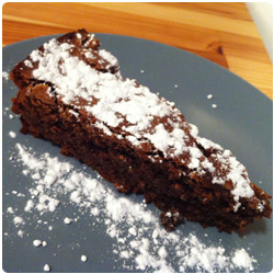 Chocolate and Almond cake - International Cooking Blog