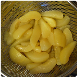 Amaretti chocolate and pears pie - Internatioanl Cooking Blog