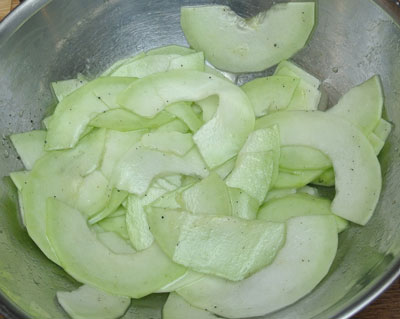 Simple Cucumber Salad - Cooking with Enrica Rocca