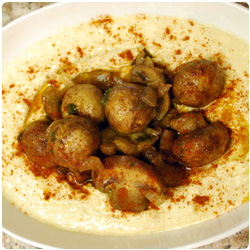 Hummus with Mushrooms - International Cooking Blog