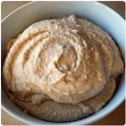 Hummus with meat - The International Cooking Blog