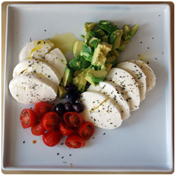 Mozzarella Salad - The International Cooking Blog