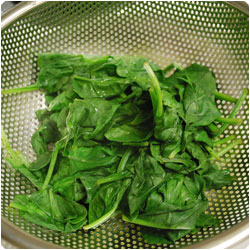 Spinach and Gorgonzola Quiche - international cooking blog